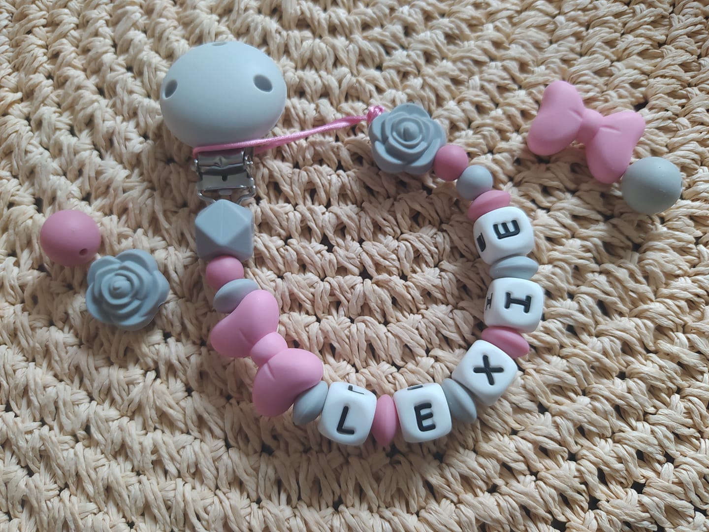 Attache tétine silicone fleur – Image 3