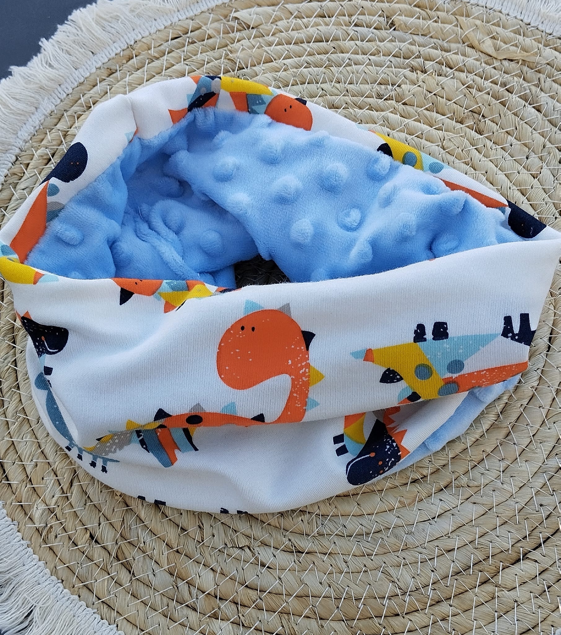 Snood enfant fait main dinosaure