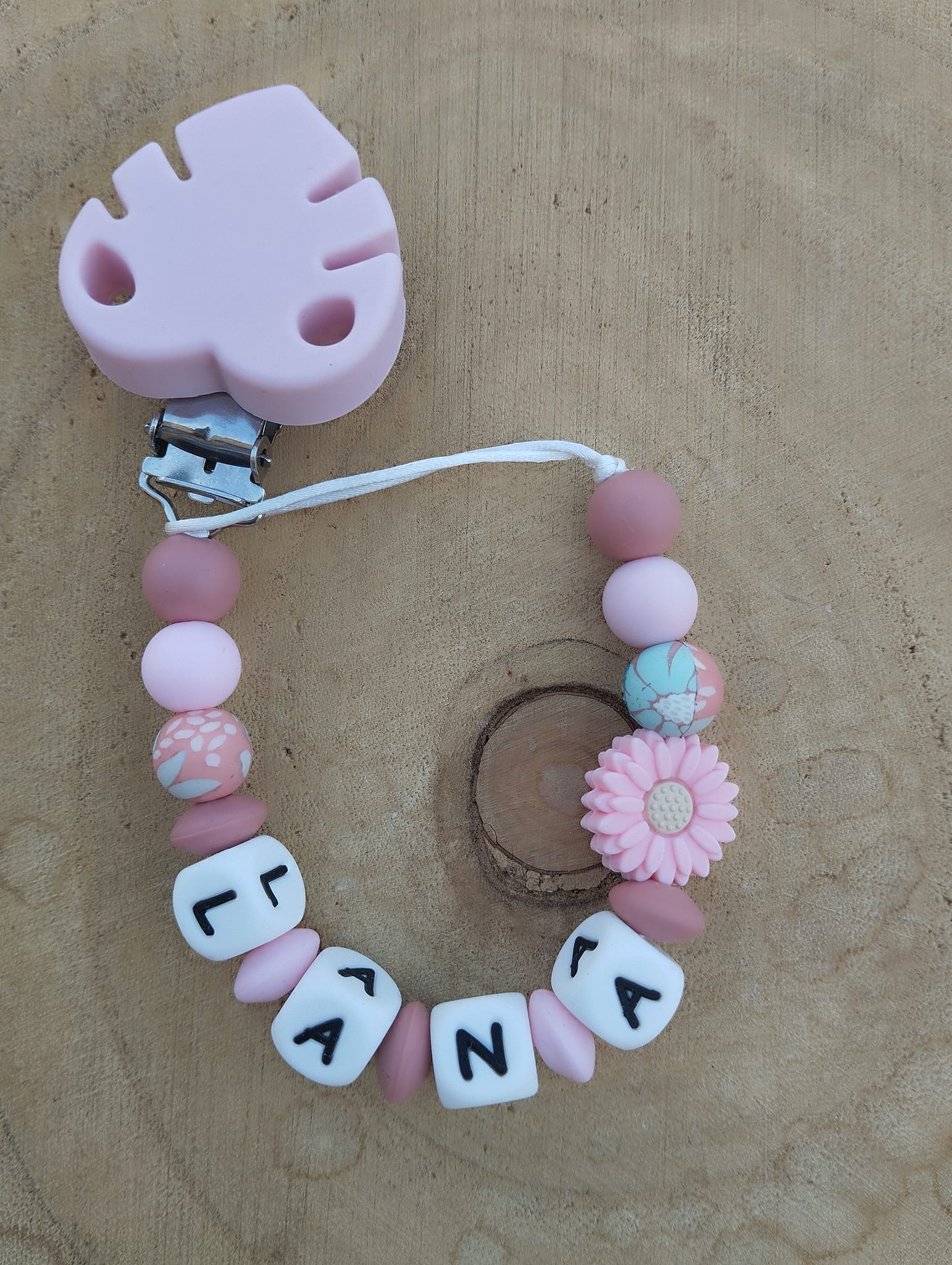 Attache tétine sucette fleur silicone personnalisé
