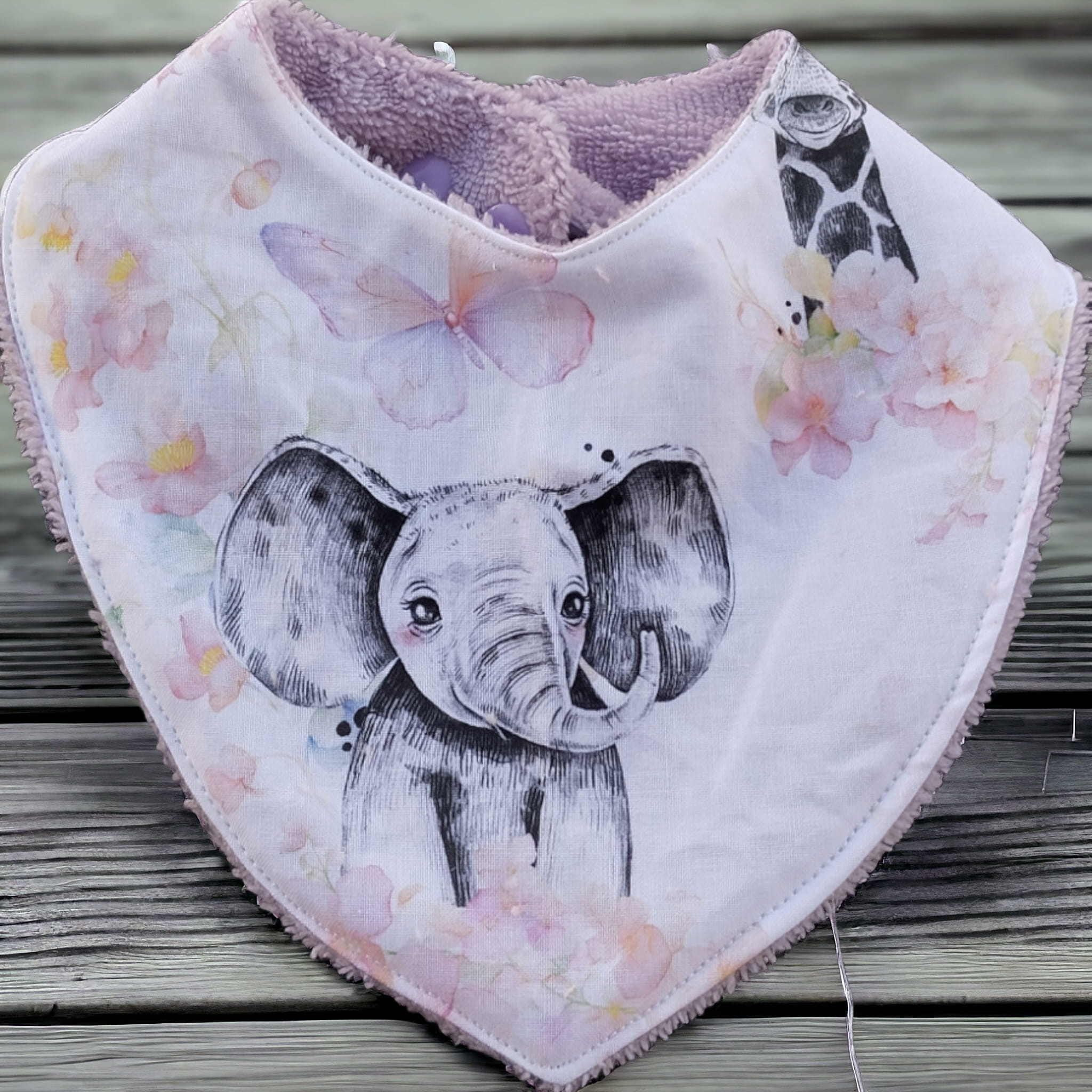 Bavoir éléphant personnalisé fait main