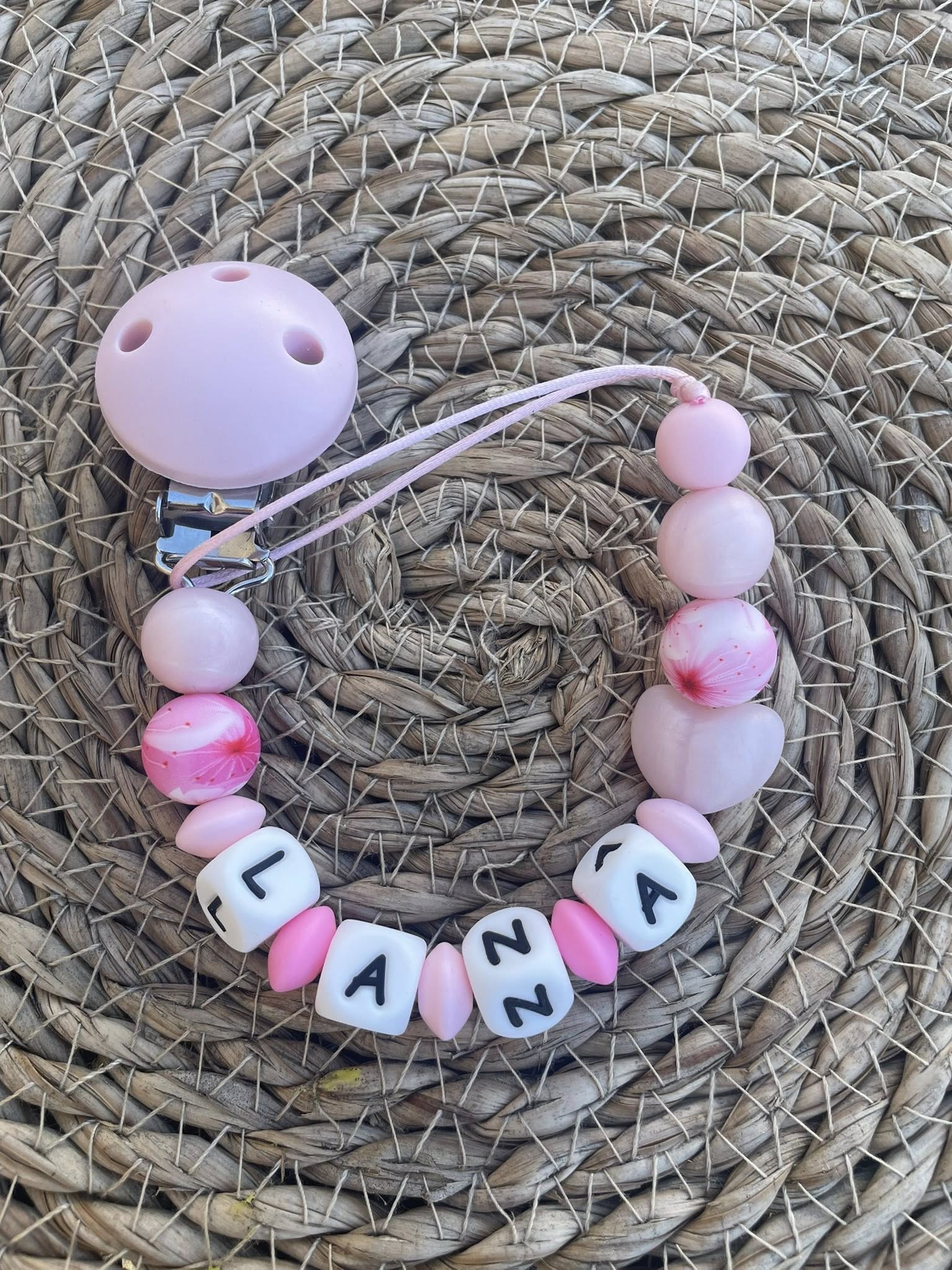 Attache tétine personnalisée coeur